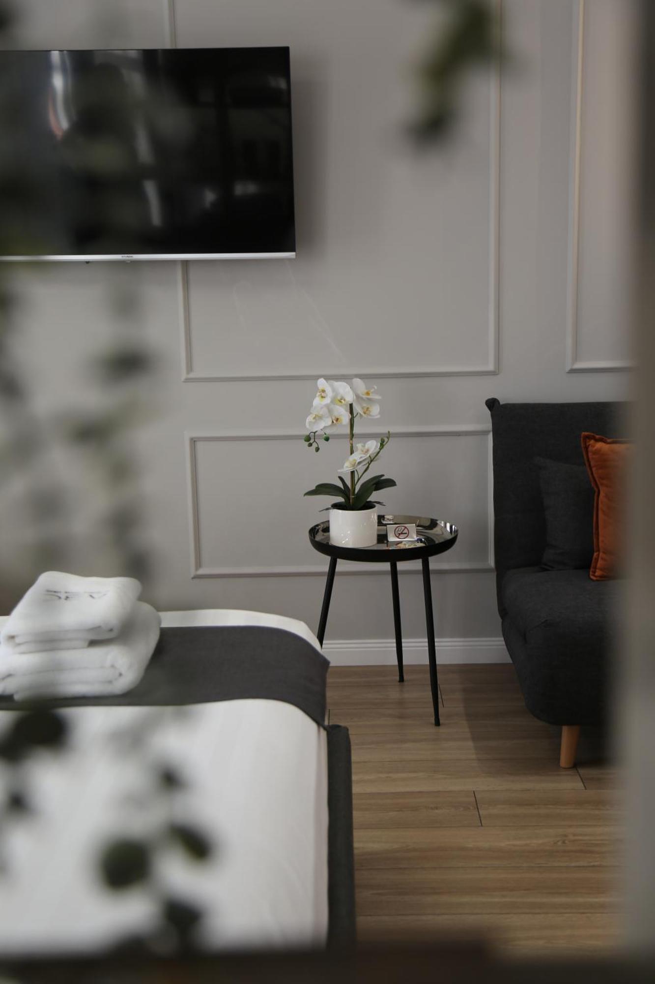 Abc Apartment Blloku Center 地拉那 外观 照片