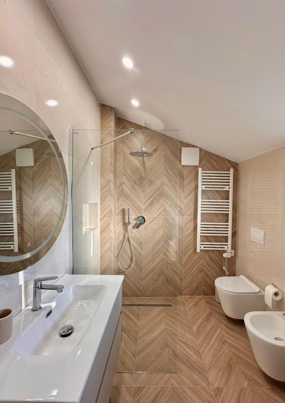 Abc Apartment Blloku Center 地拉那 外观 照片