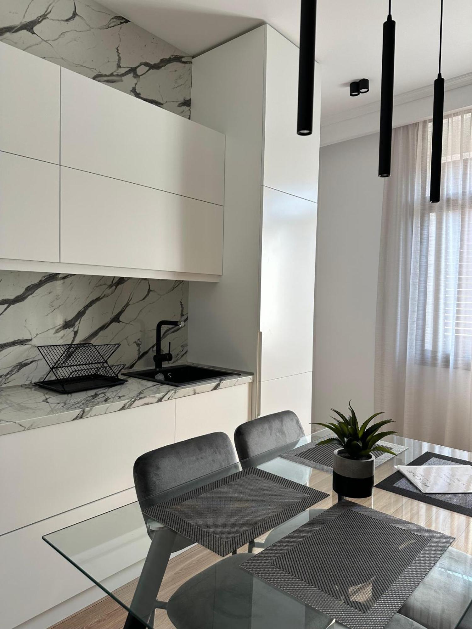 Abc Apartment Blloku Center 地拉那 外观 照片